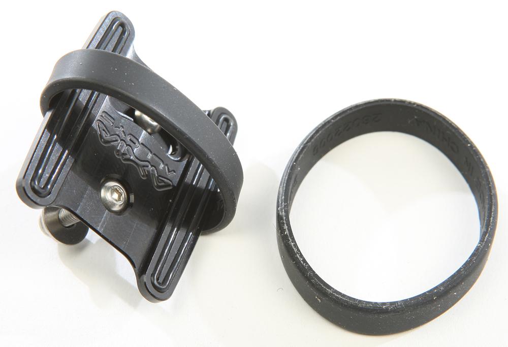 Axia Univ Gps-ipod-phone Mnt B