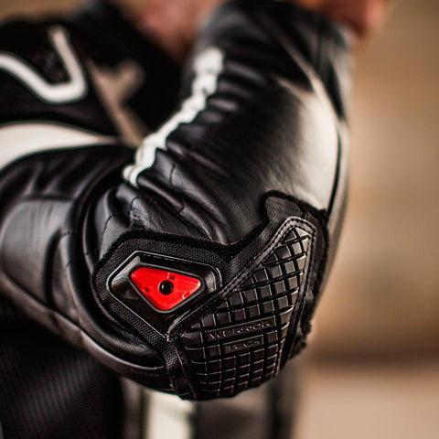 Ea- Elbow Warrior Sliders Blk- Red